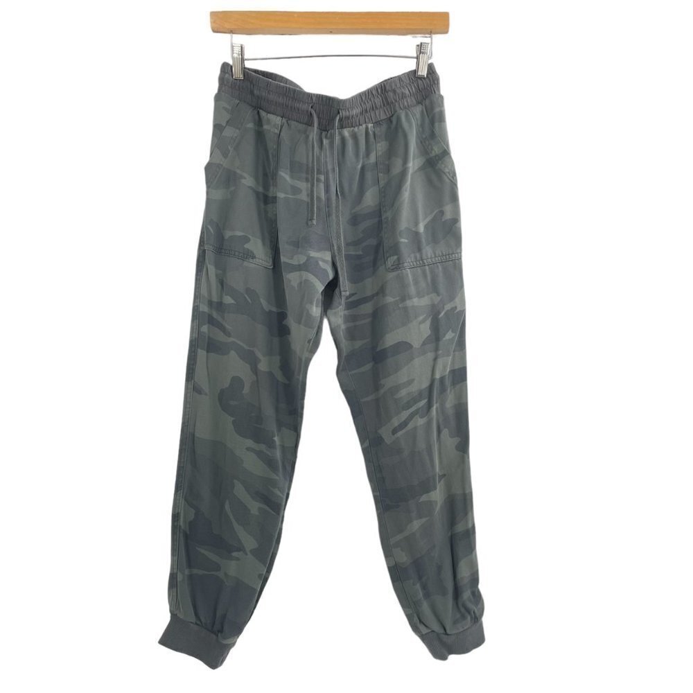 Splendid Green Camo High Rise Joggers Pull On Pants Womens Size Small Pockets